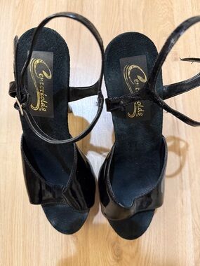 Centerfold teaser Black Patent Platform Sandals with Ankle Strap